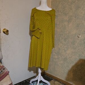 Oversized Green Polka Dot Long-Sleeve Dress